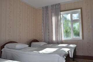 Гостевой дом Guest House Sary-Chelek Arkit Односпальная кровать в общем номере для мужчин и женщин-2
